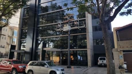 Ultima Oficina En Lujoso Edificio Equipetrol Norte