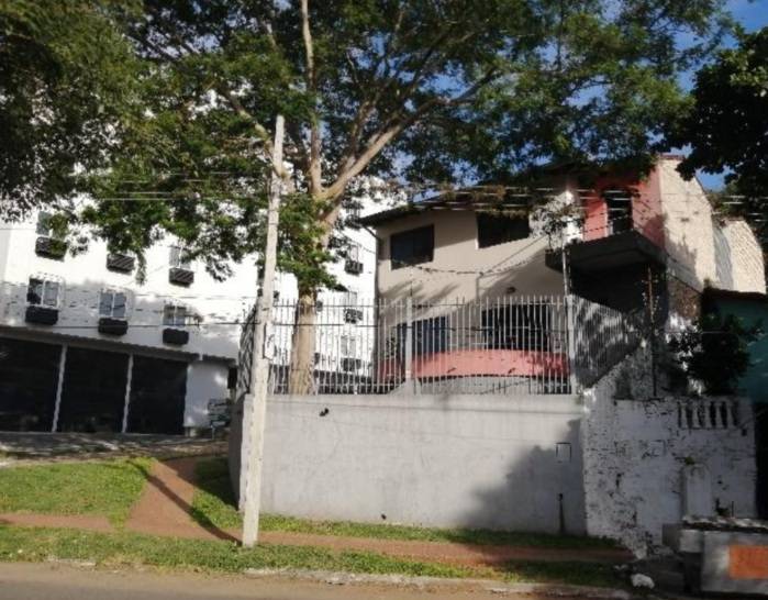 Casa de 3 plantas en esquina | Republicano — foto 3