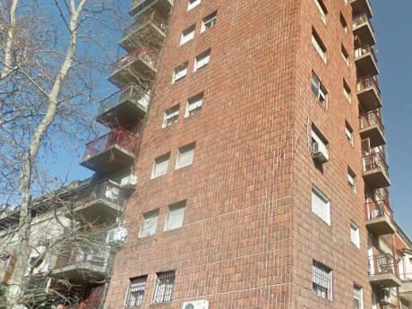 2 Dorm. Bajos Gastos Comunes