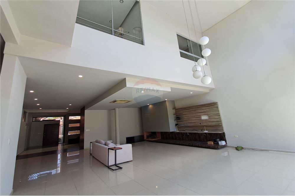 Alquilo moderna residencia en Mburucuya, Asunción — foto 3