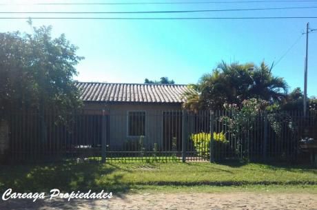 Casa De 4 Dormitorios Zona Shopping Pinedo