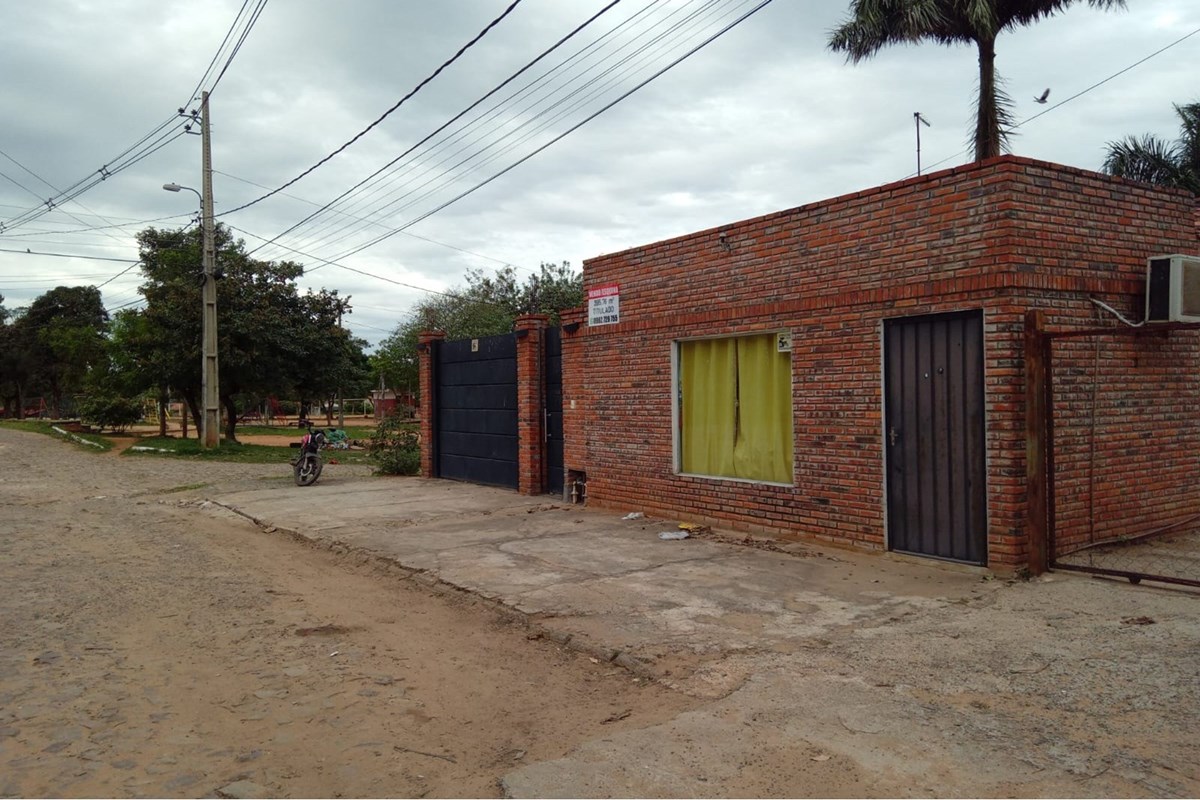 Casa en venta en Loma Pytá
