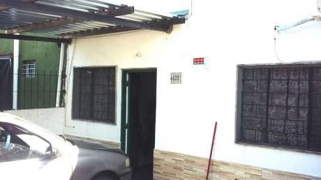 La Teja Casa 1 Dormitorio Con Cochera Y Patio