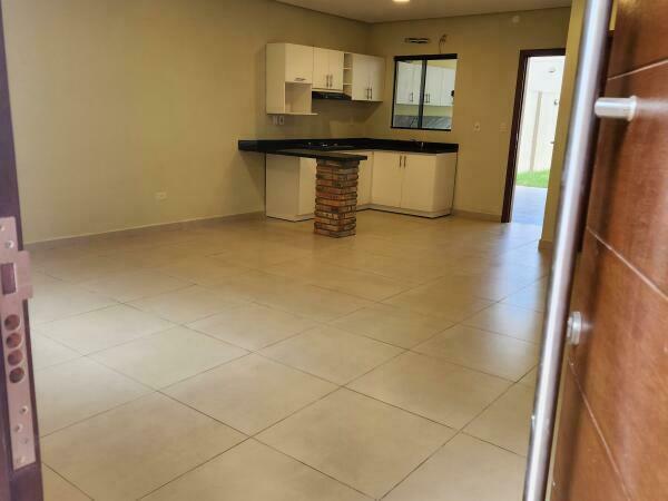 ALQUILO DÚPLEX CON EXCELENTES TERMINACIONES — foto 2