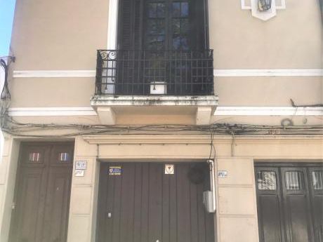 Pocitos Local. 60mts2. Amplios Rubros. Excelente Ubicación. Sin Gc.