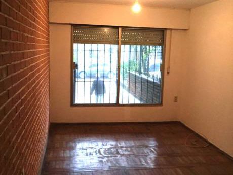 Apartamento De 2 Dormitorios En Pocitos