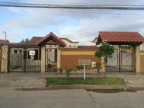 Hermosa Casa En Venta De 3 Dormitorios, Zona Carretera A Cotoca Fn CV- 3