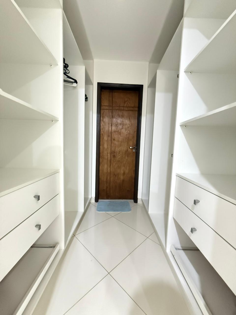 VILLA MORRA, EN ALQUILER AMPLIO DEPARTAMENTO DE 1 DORMITORIO AMOBLADO. — foto 3