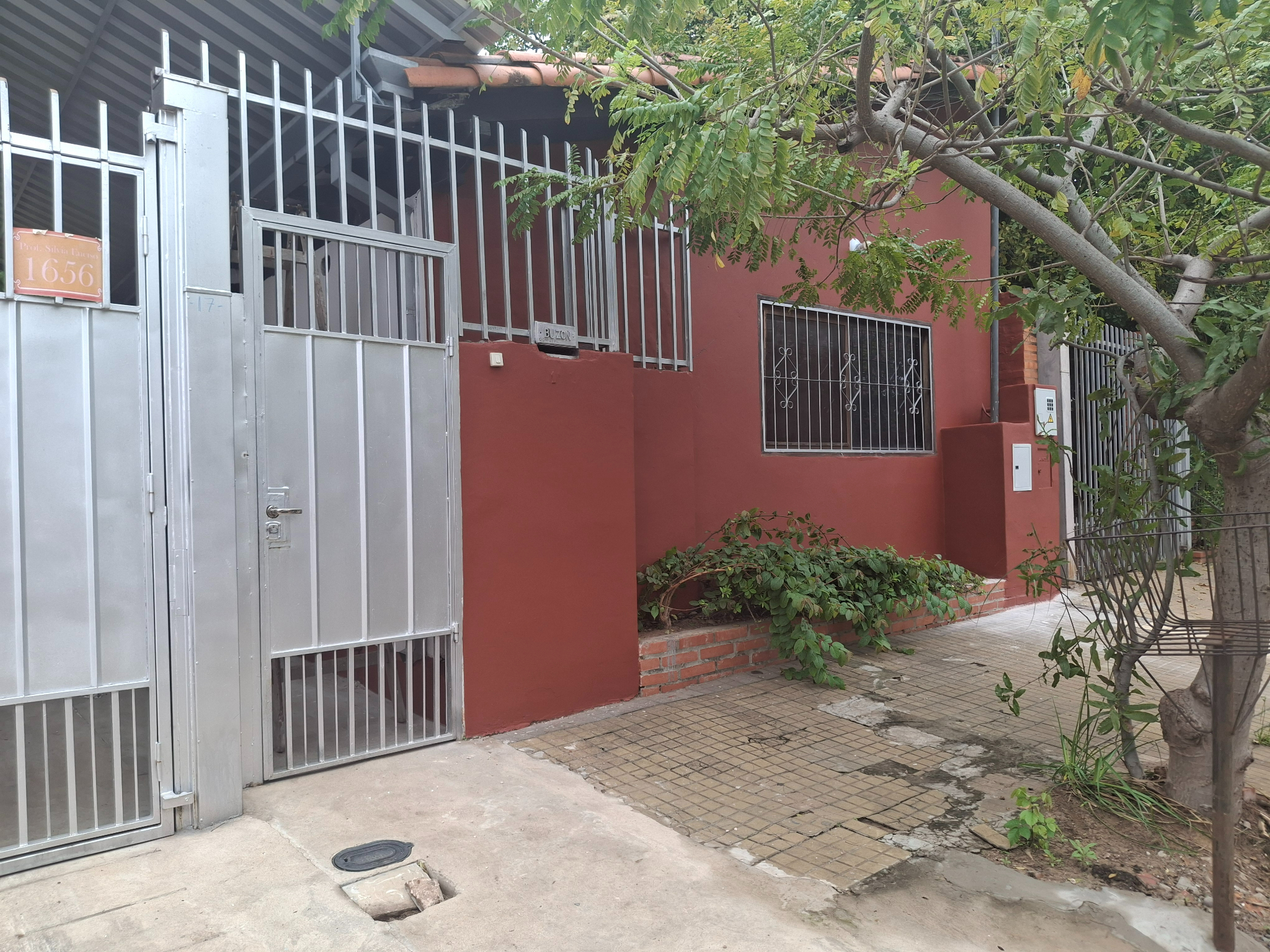 Habitacion 30 M² Con Amplio Baño Y Aire Acondicionado - Zona Ips Central — foto 2