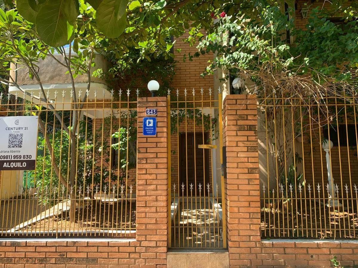 Alquilo en Barrio Kennedy - Lambaré Para Casa u Oficina — foto 2