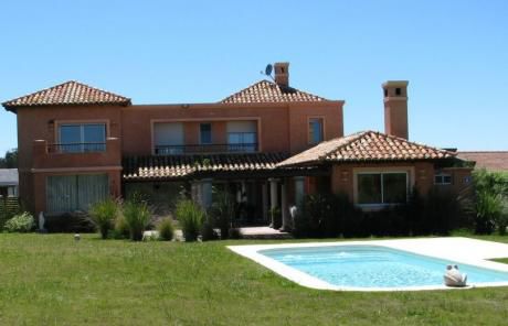 Alquiler Casa 4 Dormitorios Lomas De La Tahona
