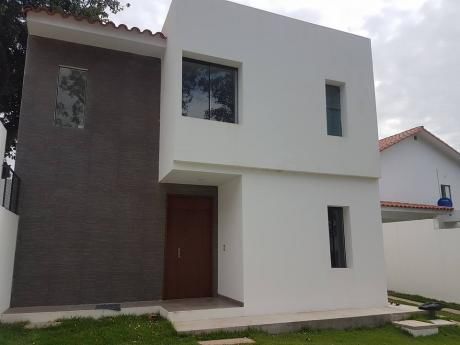 Casa En Venta Zona Norte 8vo Anillo Por Blooming