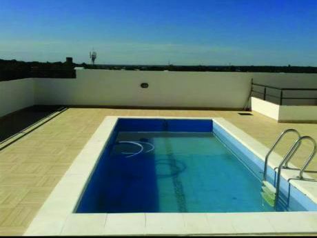 Departamento De 2 Dormitorios En Bº Herrera - Zona Municipalidad