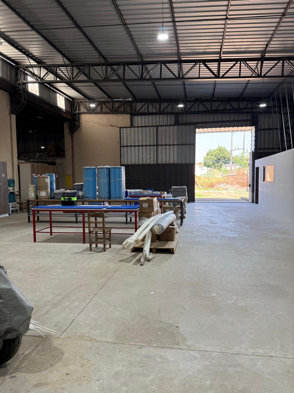 ALQUILO AMPLIO TINGLADO DE 900 M² CON TRANSFORMADOR EN BO REPUBLICANO — foto 3