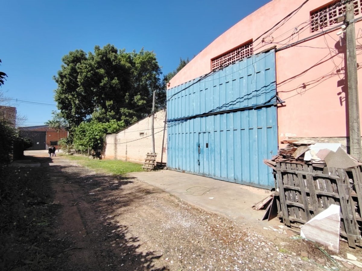 ALQUILO TINGLADO EN MARIANO ROQUE ALONSO — foto 2