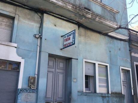 Excelente Negocio Rentable, 33 Habitaciones, 16 Baños A Mtrs De La Rambla!!