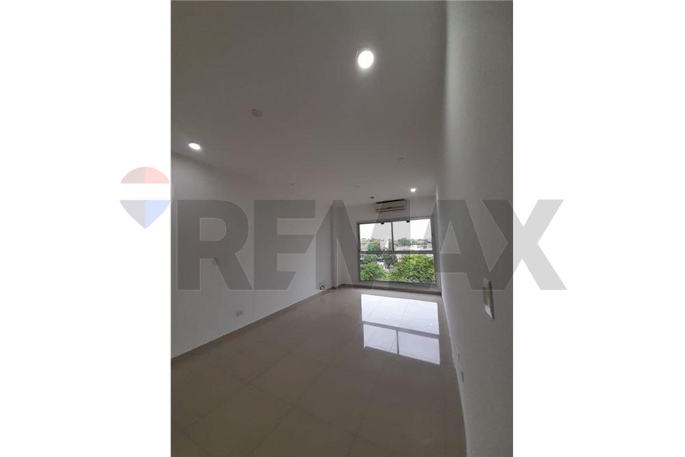 Vendo Monoambiente de 28 M2 a pasos del Shopping del Sol — foto 3