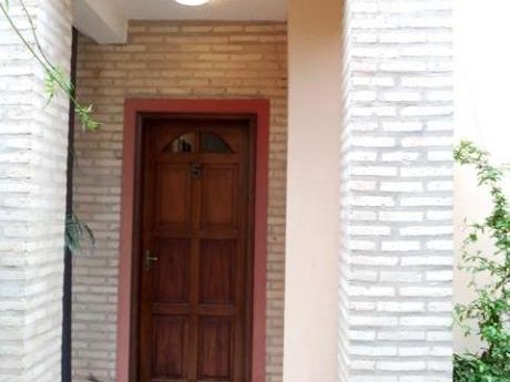 Tierra Inmobiliaria Vende - Hermoso Duplex En Zona Pinedo!