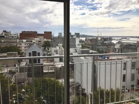 1 Dormitorio Y Medio Con Vista Al Puerto. Río Branco Entre Mercedes Y Uruguay