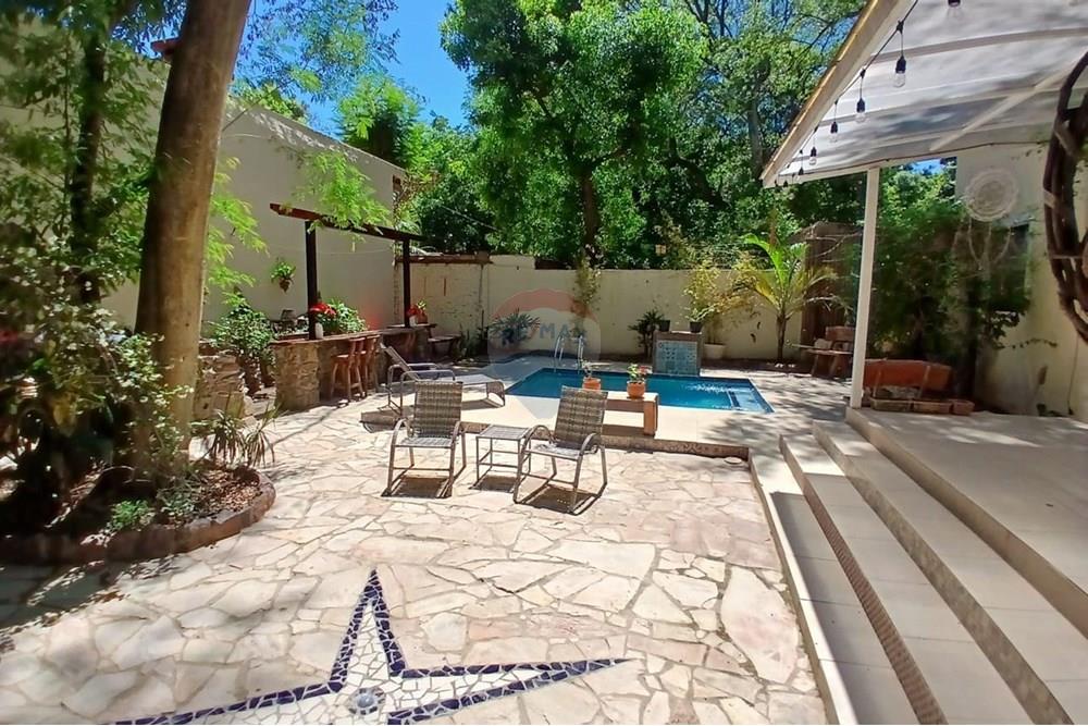 Casa-Venta-PY Cordillera San Bernardino 420 Avenida del lago — foto 2