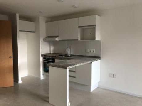 Alquiler, Apartamento 2 Dormitorios A Estrenar