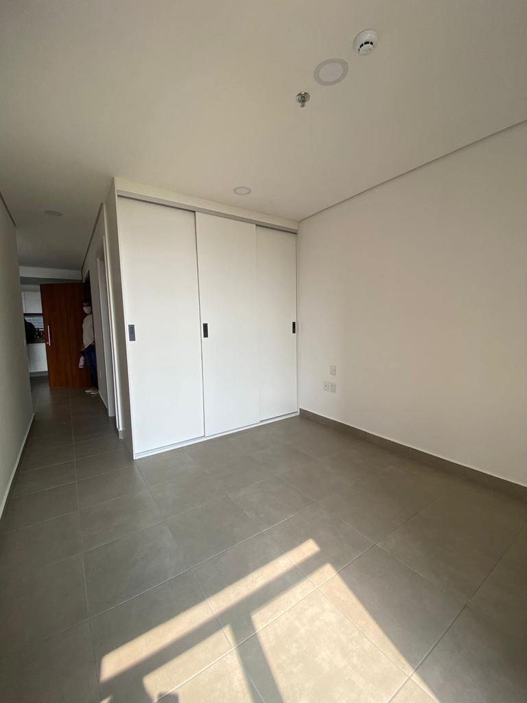ALQUILO DEPTO DE 1 DORMITORIO SOBRE SANTISIMA TRINIDAD — foto 3