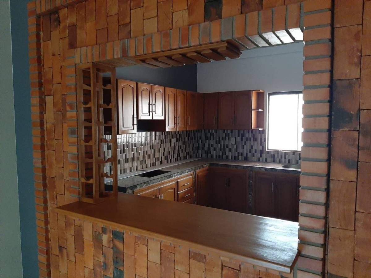 ALQUILO DUPLEX A ESTRENAR LUQUE — foto 3