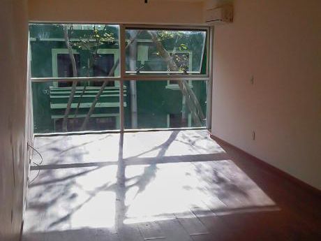 Monoambiente, Ubicado En Centro