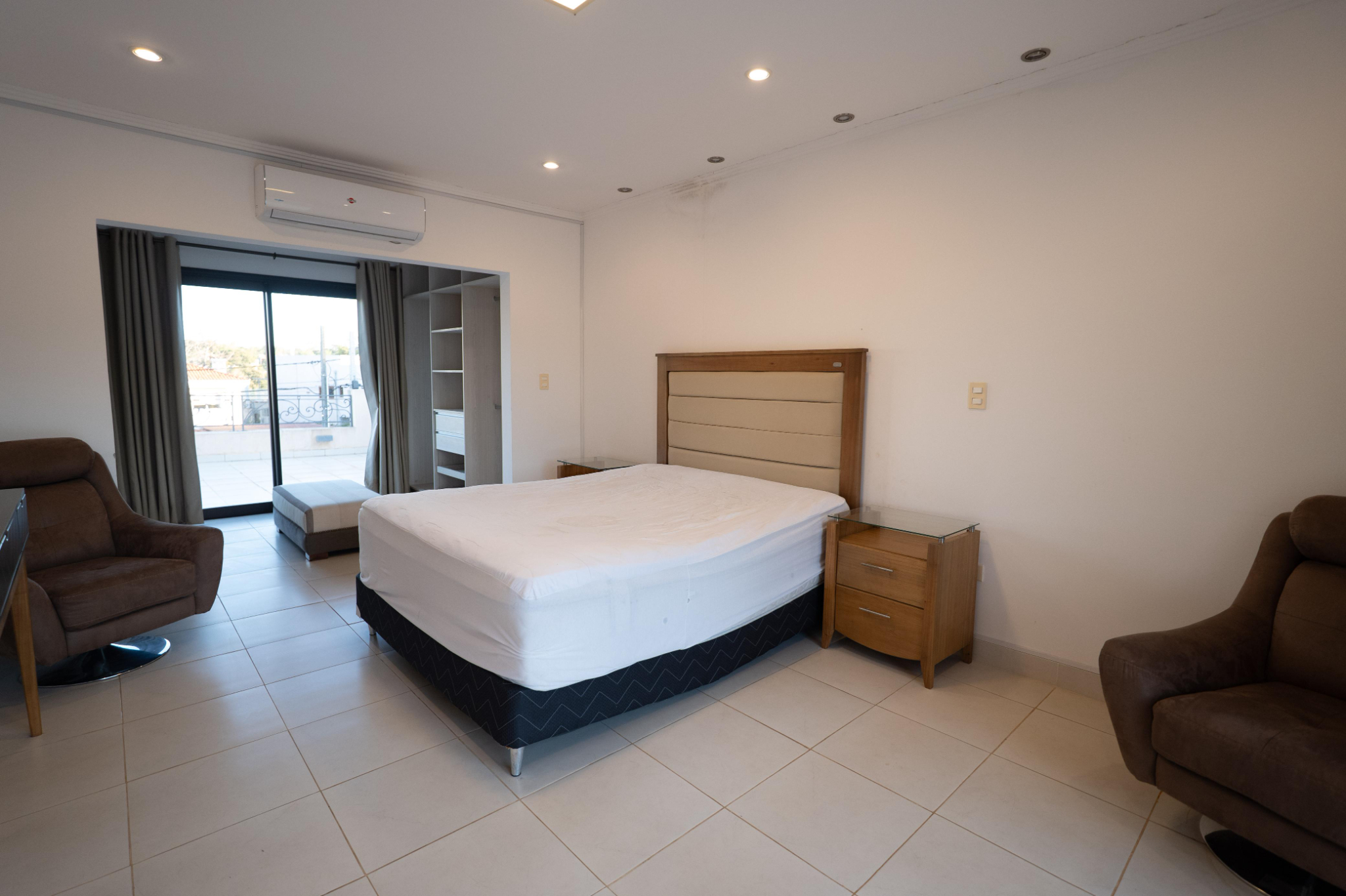 En venta residencia en Aqua Village, a pasos de la laguna. — foto 3