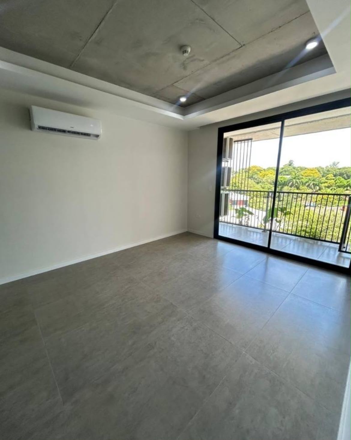 EN ALQUILER DEPARTAMENTO DE 2 DORMITORIOS EN DESIGNO MOLAS — foto 2