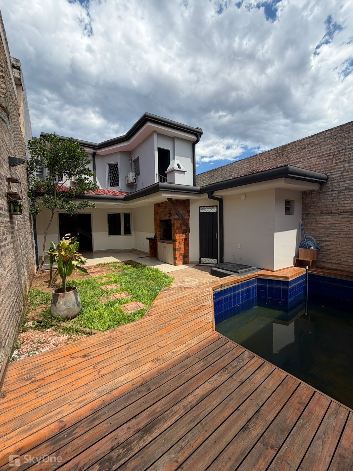 Casa en alquiler en Villa Morra