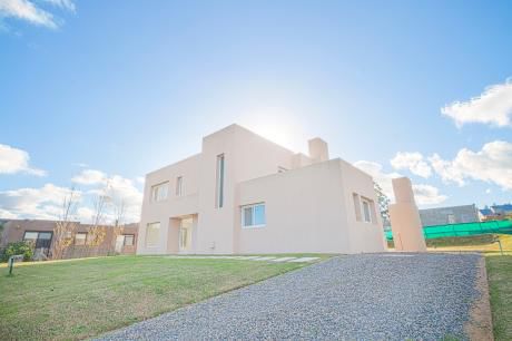 Barrio Privado A Estrenar!