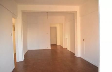 18 De Julio Y Minas,4 Dorm,3 BaÑos,2 Balcones,$26000.bajos G.c