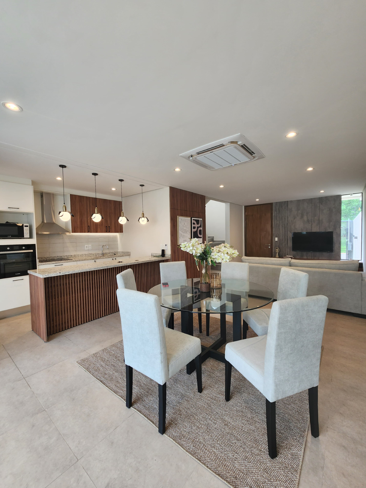 Alquilo Hermoso Duplex Amoblado a Estrenar — foto 2