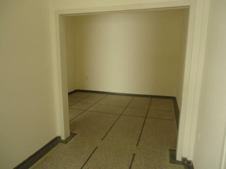 J. Herrera Y Obes. Apartamento 2 Dormitorios.