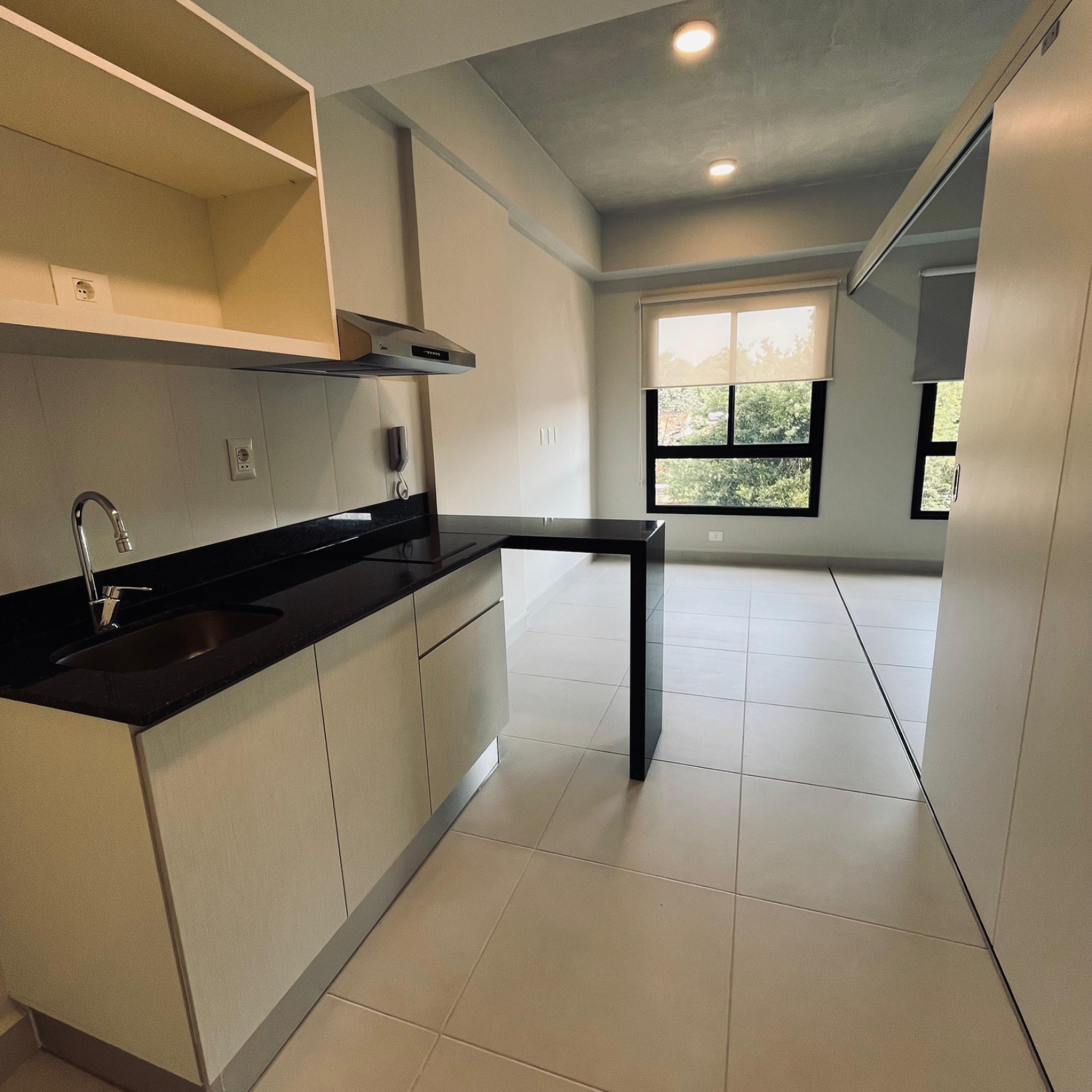 Alquilo hermoso monoambiente en barrio jara — foto 2