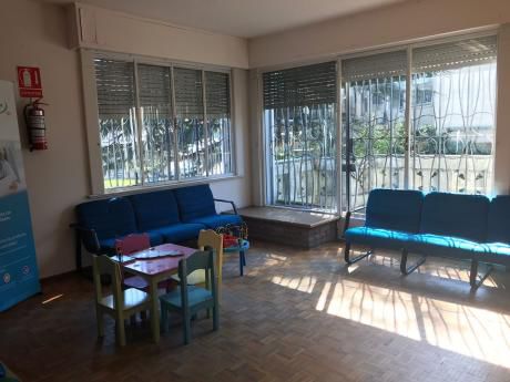 Casa Para Empresa O Clinica