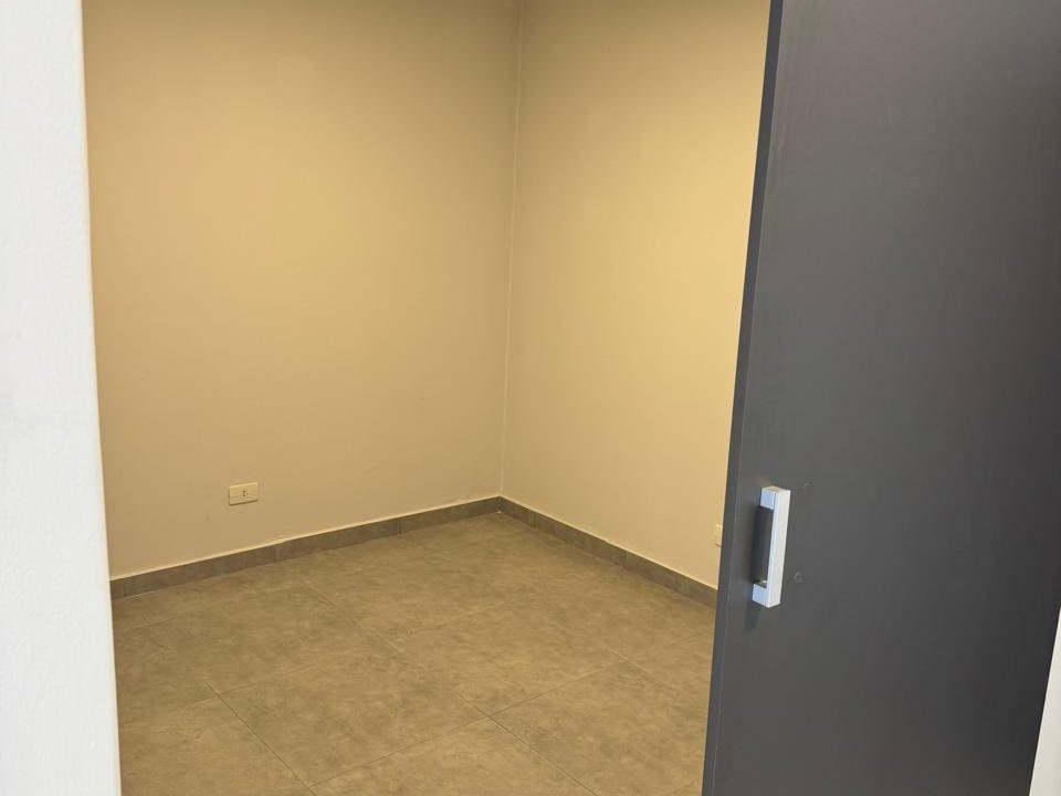 ALQUILO DEPARTAMENTO 1 DORM EN LA ENCARNACIÓN, ASUNCIÓN — foto 2
