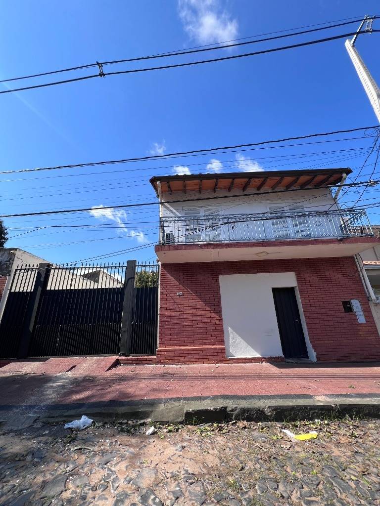 Departamento en alquiler en Pettirossi