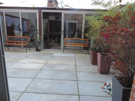 Prox.plaza Gomensoro. Patio + Barbacoa Con Parrillero.