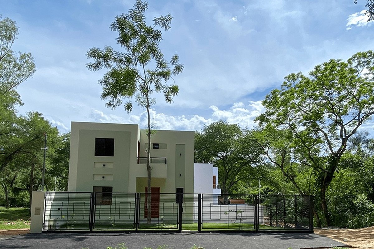 Casa en venta en Luque