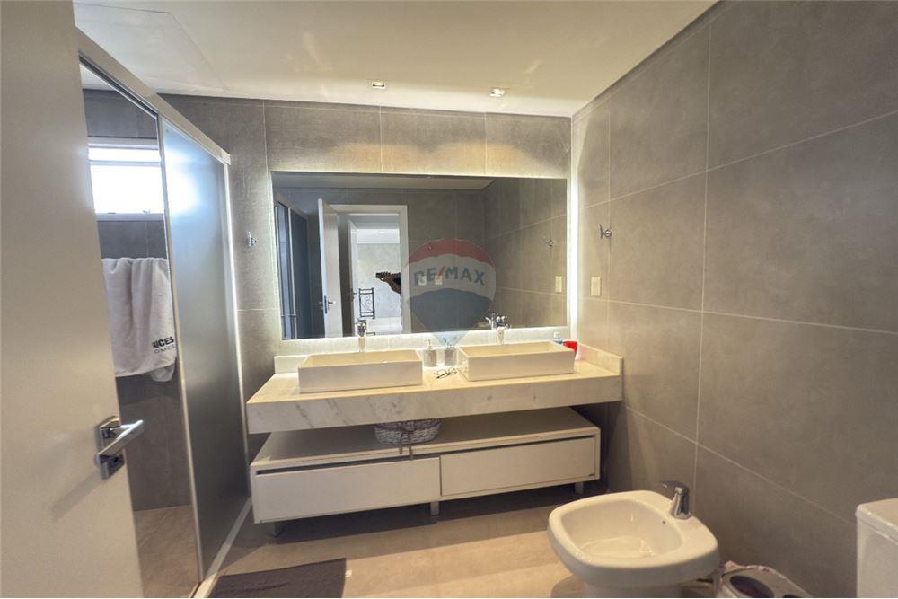 Residencia - Alquiler - San Bernardino, Paraguay — foto 2