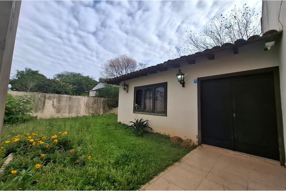 Alquiler de casa en Luque barrio Primavera z/ Ruta Luque-Areguá — foto 2