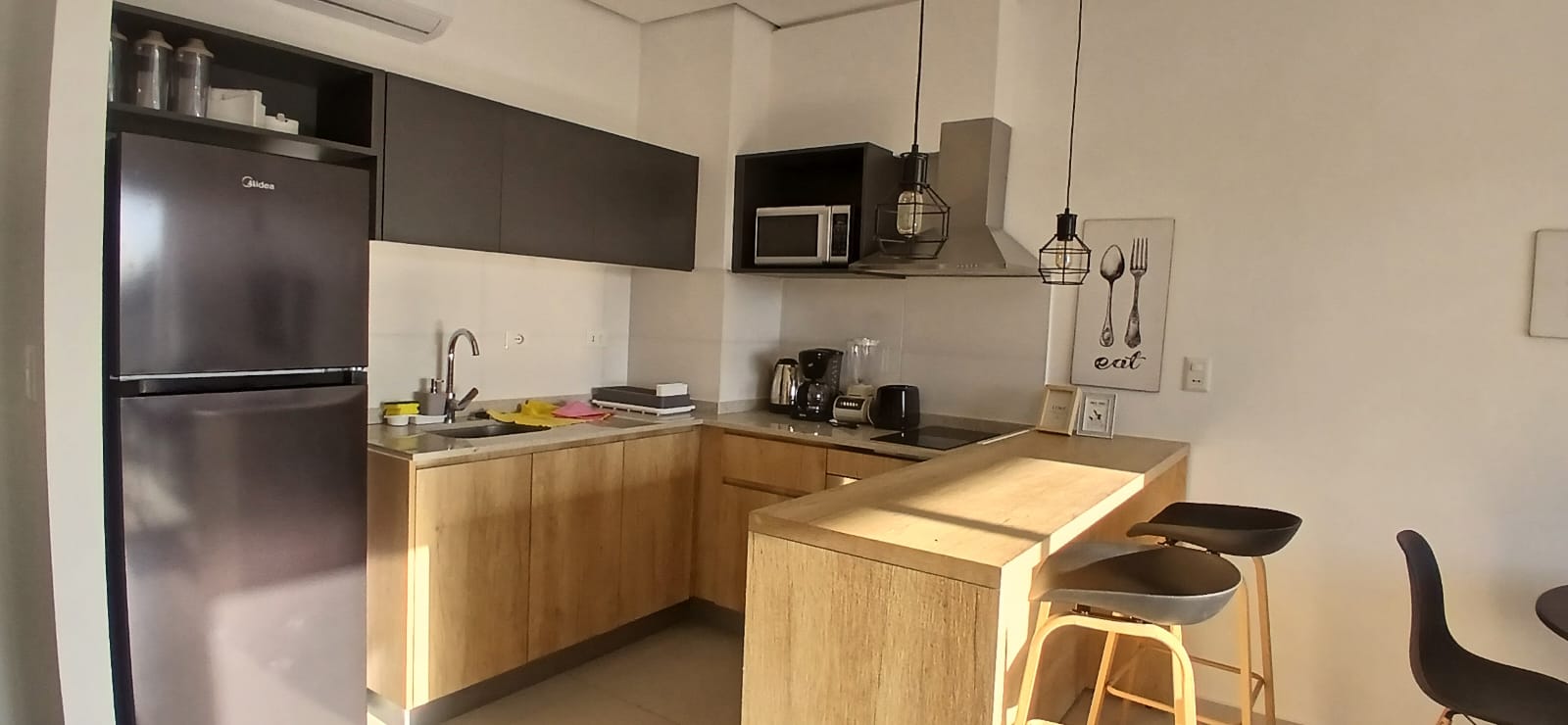 Alquilo Dpto Amoblado Residence Roa.Denis Roa. — foto 3
