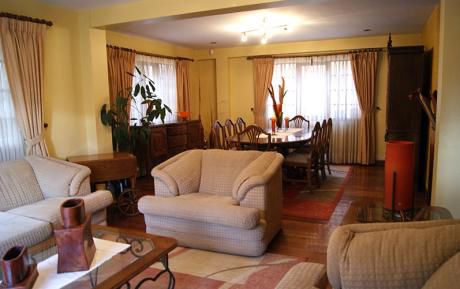 Cómoda, Soleada Y Muy Linda Casa En Venta En Mallasilla