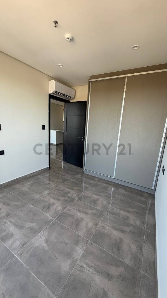 EN ALQUILER DPTO 1 DORMITORIO EN EDIFICIO MOLAS 1311 — foto 2