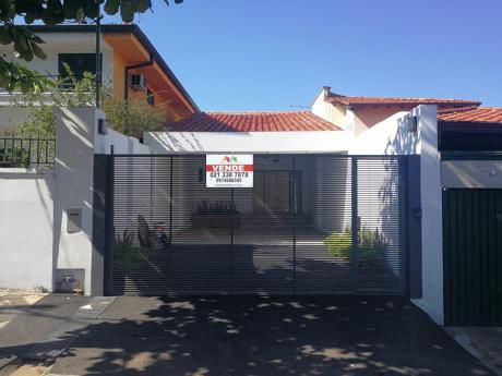 Tierra Inmobiliaria Vende- Hermosa Casa A Estrenar En Barrio Sajonia