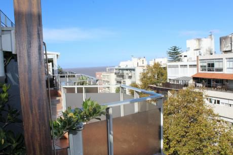 Venta Pethouse Duplex Pocitos 2 Dormitorios Barbacoa