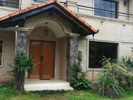 Vendo Casa En Barrio Cerrado Luque
