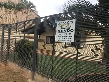 Vendo V-113 Hermosa Casa Laurelty San Lorenzo